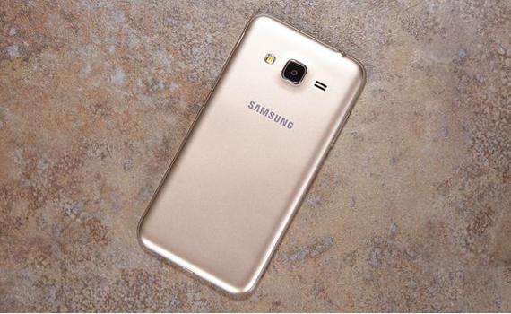 Điện thoại Samsung Galaxy J3 với thiết kế trang nhã